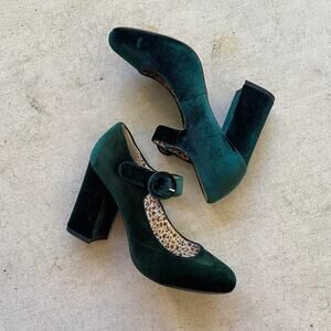 Modcloth Green Velvet Heels